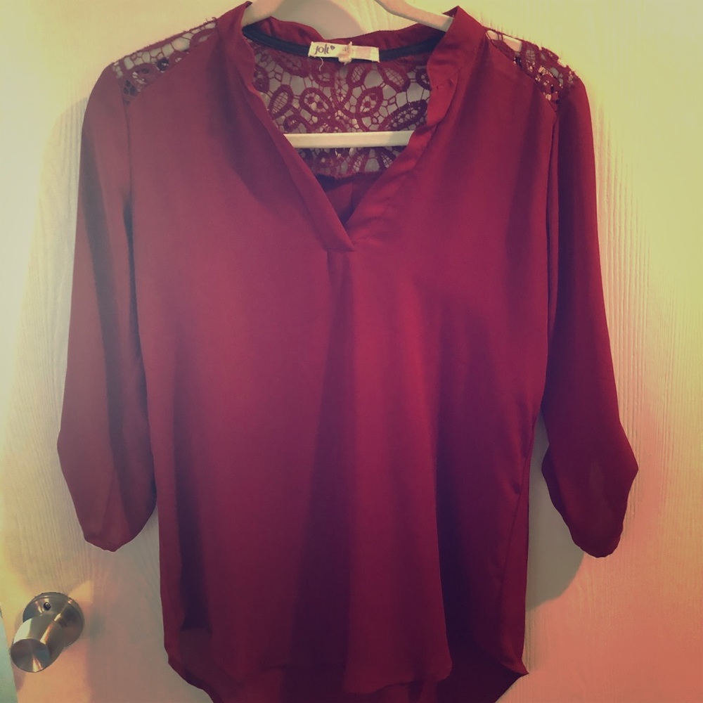 Smooth, quarter sleeve top